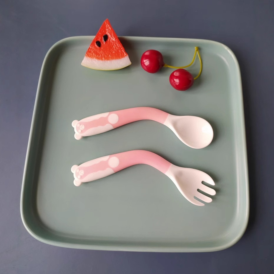 Procesamiento de liquidación trenzado tenedor cuchara traje portátil bebé alimento suplemento vajilla aprendizaje comiendo cuchara curvada