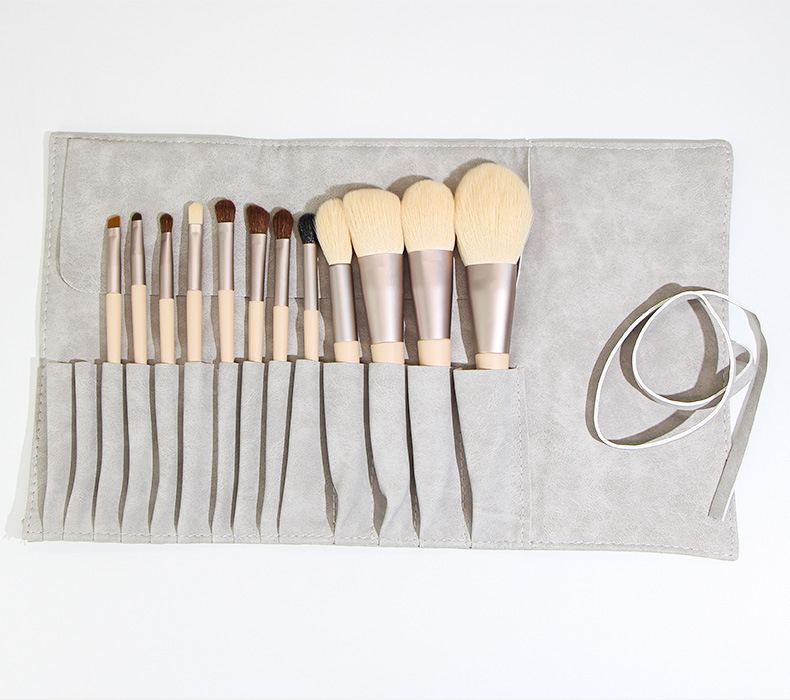 12 Morandi Maquillage Brosse Set Cheveux Animaux Kohl Blush Beauté Outils display picture 4