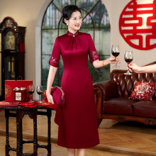 新款高端喜婆婆婚宴妈妈装旗袍 年轻新娘中式婚宴礼服 春夏季裙子