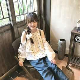 蝴蝶结印花露肩假两件衬衫早春2025新款减龄宽松显瘦娃娃衫上衣女