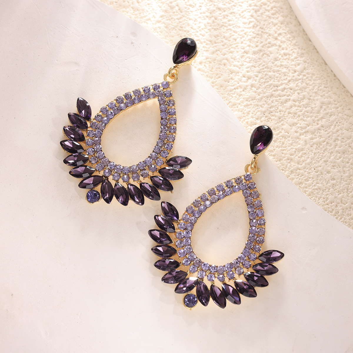 16g Weight Alloy Ear Needle Material Zircon Inlay Material Drop Earrings Classification 1 Pair Quantity Holiday, Daily Occasion Alloy Material Water Droplets Pattern Spring&Summer Season Women's Gender Inlay Design Vacation, Simple Style Style 1 Pair Vacation Simple Style Water Droplets Inlay Alloy Zircon Drop Earrings 2