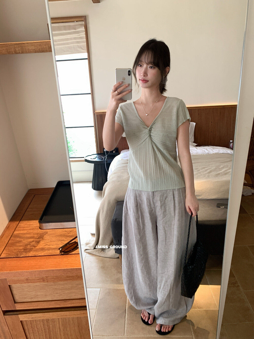 Áo thun nữ tay ngắn cổ V xoắn nút phong cách Pháp, chất liệu linen mềm mại — xanh đậm, Xanh nước biển, hồng nhạt, bạc hà xanh chi tiết 23