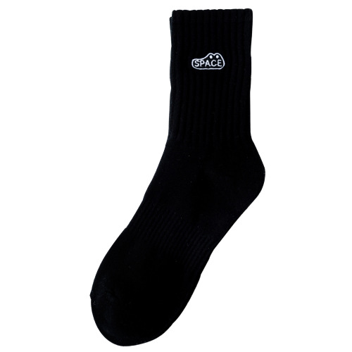 Socks for men and couples, crocodile head embroidered mid-calf socks, ins street versatile cotton socks, solid color sweat-absorbent sports socks