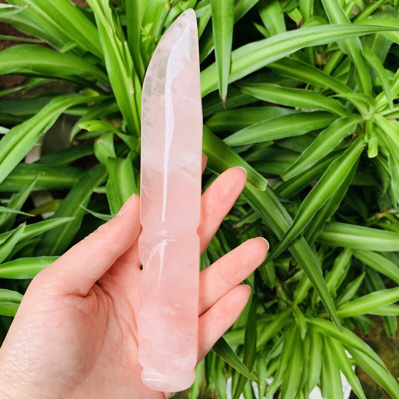 供应 天然粉晶雕刻水晶匕首 家居办公装饰摆件热销 图 2