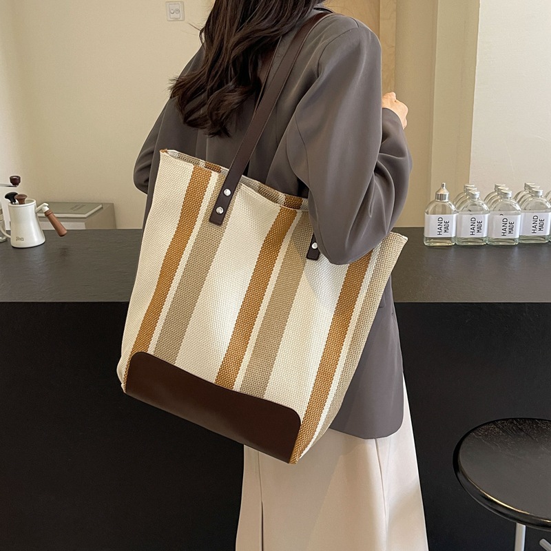 Bolso grande de tela gruesa vieja, lona femenina, tamaño, tamaño 2024, nuevo bolso de hombro de viajero de todo fósforo, bolso tote a rayas de color