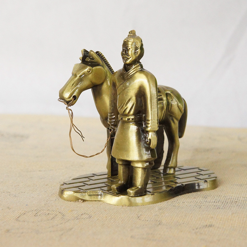战马将军俑2