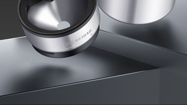 Oxygen-deprived, detachable car ashtray made of 304 stainless steel, with a flexible flip cover, anti-ash scattering, and thickened design