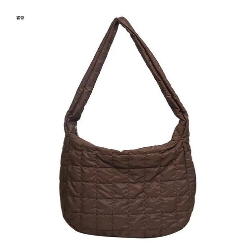 Wholesale bags, textured large-capacity bags, versatile women’s tote bags, dumpling bags, shoulder cross-body armpit bags