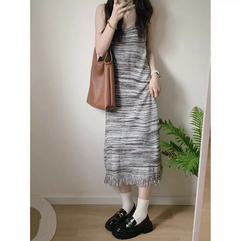 Платье без рукавов женский 2024 весенний новый стиль колледжа