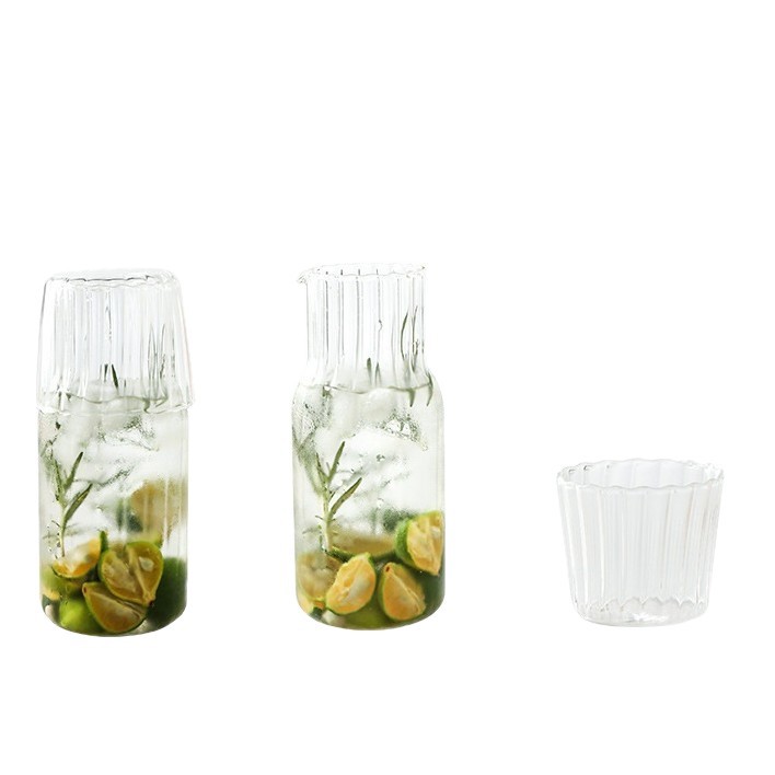 Botella de jugo doméstica de pequeña capacidad con tapa de vidrio vertical, una olla de agua fría, una olla de agua fría para beber