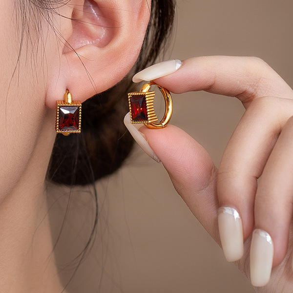 fashionable retro square earrings stainless steel with zircon