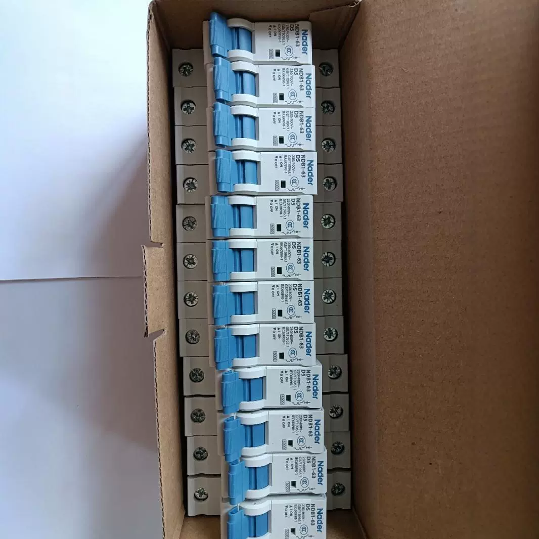 Новый оригинальный миниатюрный автоматический выключатель NDB1-63 D5/1