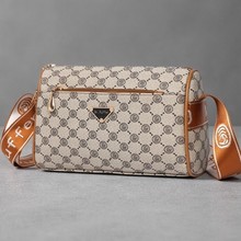 bags跨境秋冬新品大容量实用手拿包中年女时尚复古单肩包老花女包