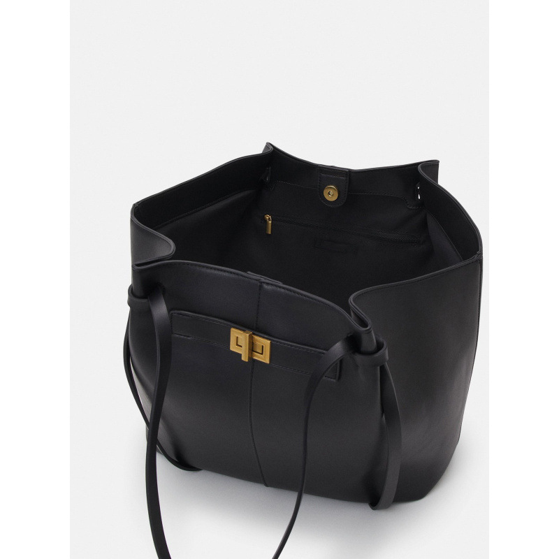 Lightweight Large Capacity Bat Shaped Shoulder Bag For Women_voghion.com
