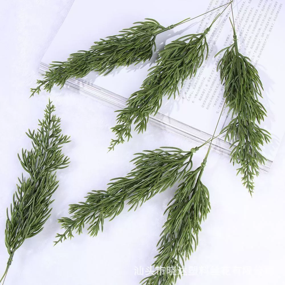 Cross-border simulated plastic pine needles Artificial PE pine cypress three-dimensional tower pine green plant decoration accessories Christmas tree pendant