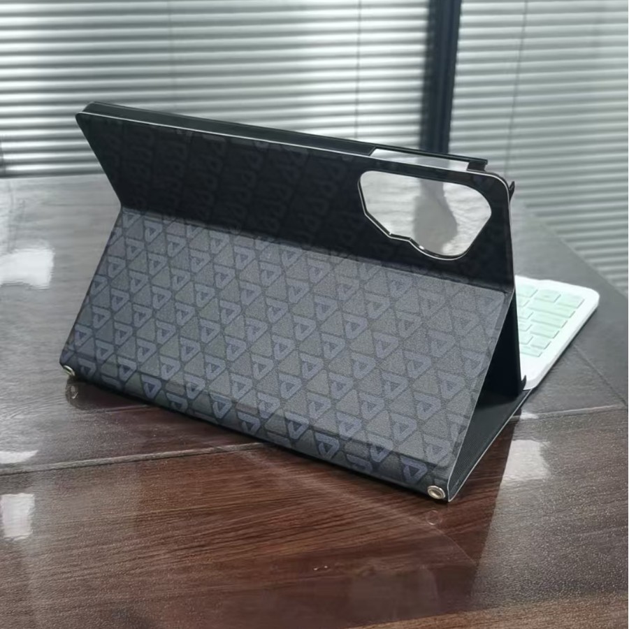 Wholesale Protective Case for 10.1inch Hongtu A10 Tablet, Can Be Worn as a Shoulder Strap or Crossbody, Ready for Immediate Delivery