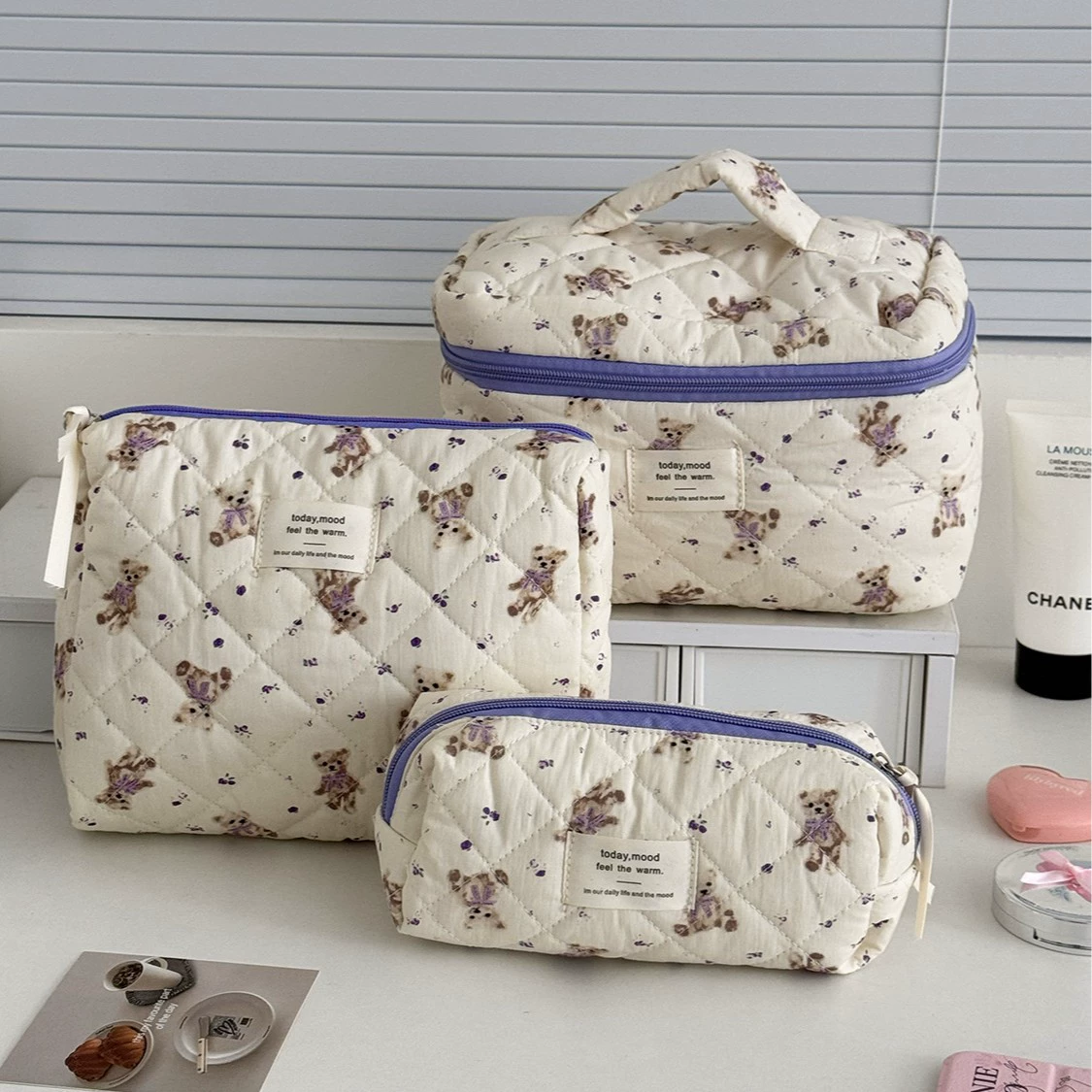 Capacious cosmetic bag with bow, handheld soft organizer bag, flowered
