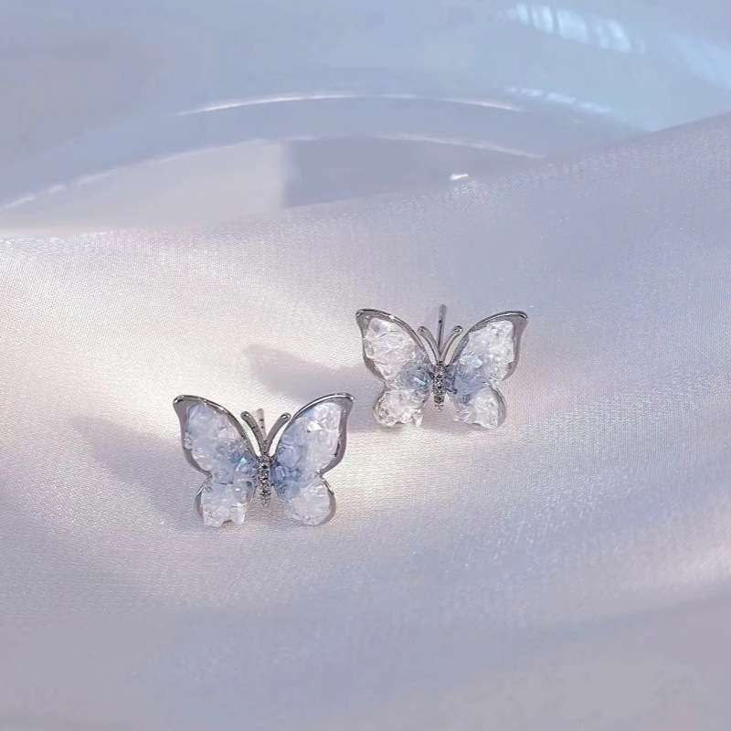 라이트 블루 크리스탈 나비 "귀걸이]
