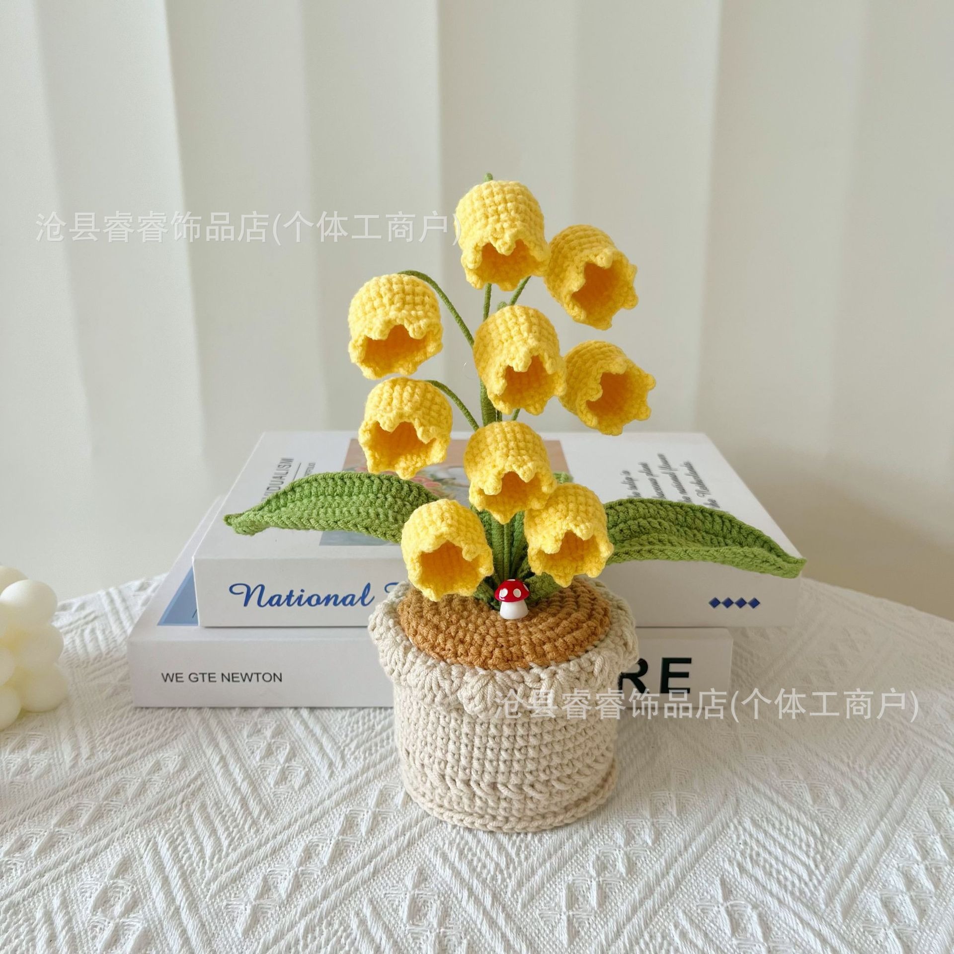 Flores artificiales transfronterizas, productos terminados de Amazon, adornos de lirio de los valles hechos a mano, rosas tejidas con hilo, adornos de bonsái para escritorio