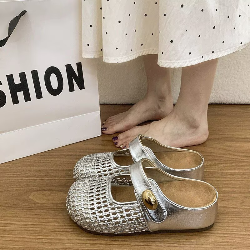 Modas extranjeras plateadas tejidas a mano zapatos marizhen para mujeres 2026 verano nuevas zapatillas de cabeza de un pie de moda image 7