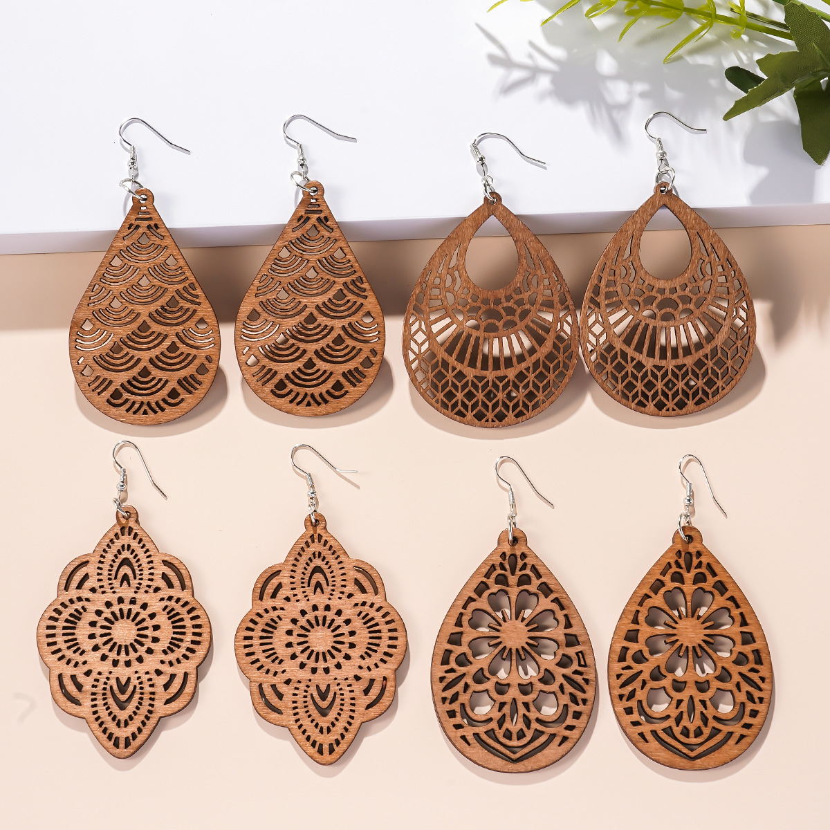 Retro wooden geometric fashionable earrings drop-shaped
