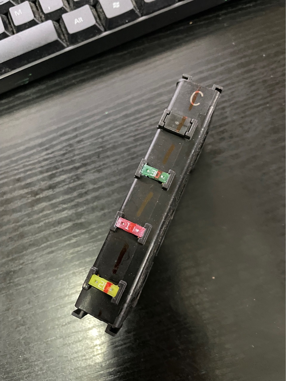 82641-47020 Is Suitable for Corolla Prius Cruiser Yaris Vios No. 1 Relay Fuse