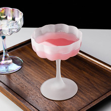 小众法式花瓣高脚杯高颜值起泡香槟杯红酒杯玻璃杯雪糕杯甜品杯子