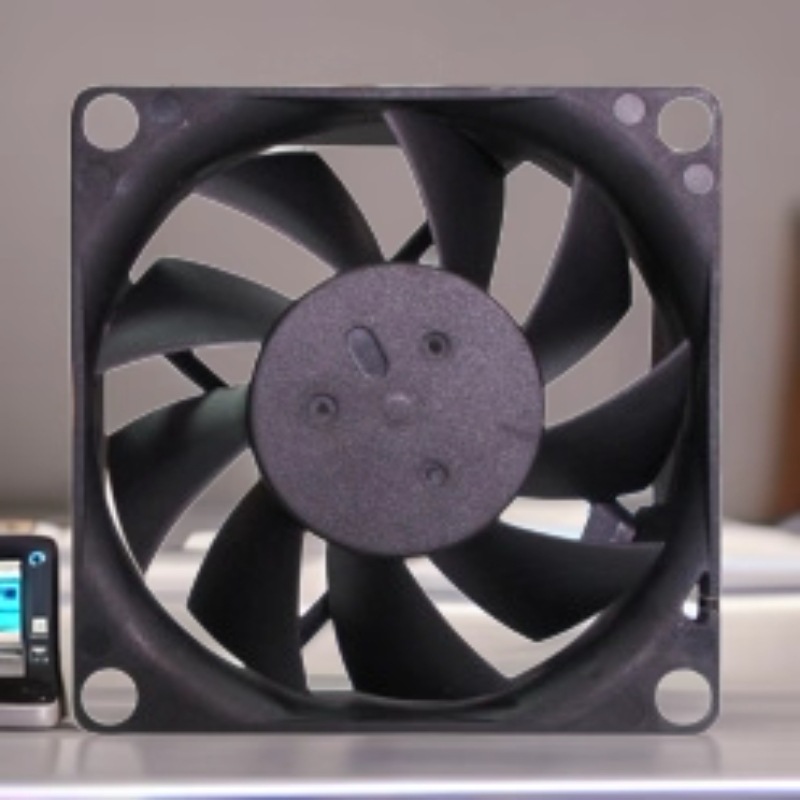 厂家直销DC7020直流散热风扇5V 12V 24V机箱净化器工业风扇批发