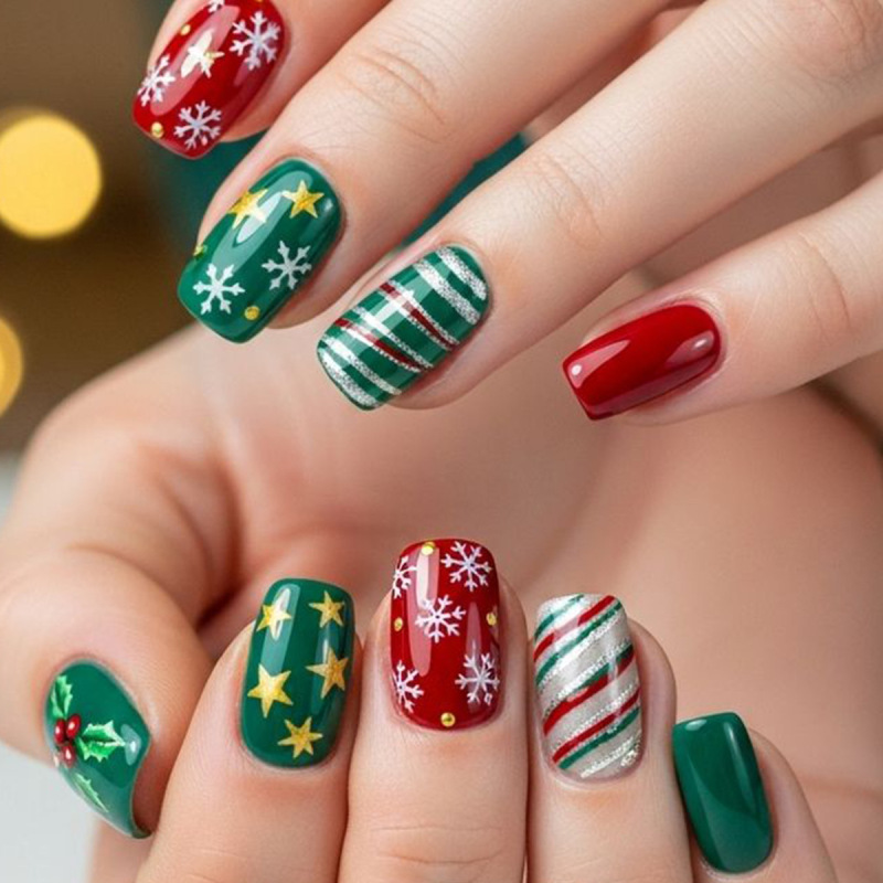 24-piece square set of Christmas fake nails, popular new nail art product for foreign trade, suitable for European and American holidays