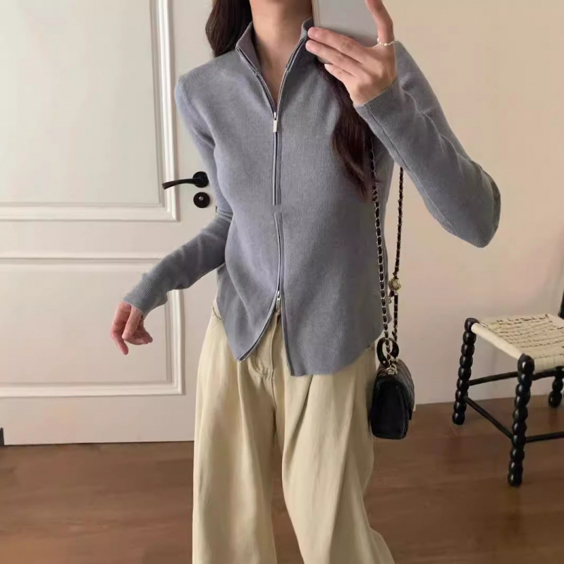 Design sweater with zipper