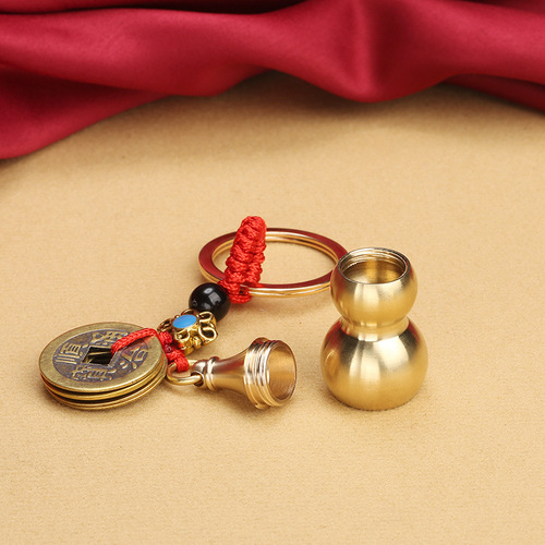 Brass hollow gourd keychain cinnabar bottle with open lid copper gourd Five Emperors Coin key pendant factory direct supply