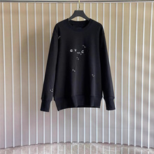 ���Ұ汾�F؛GVC�����F�h����ĸlogoӡ���A�I�l�º��s�ٴ���Ůͬ