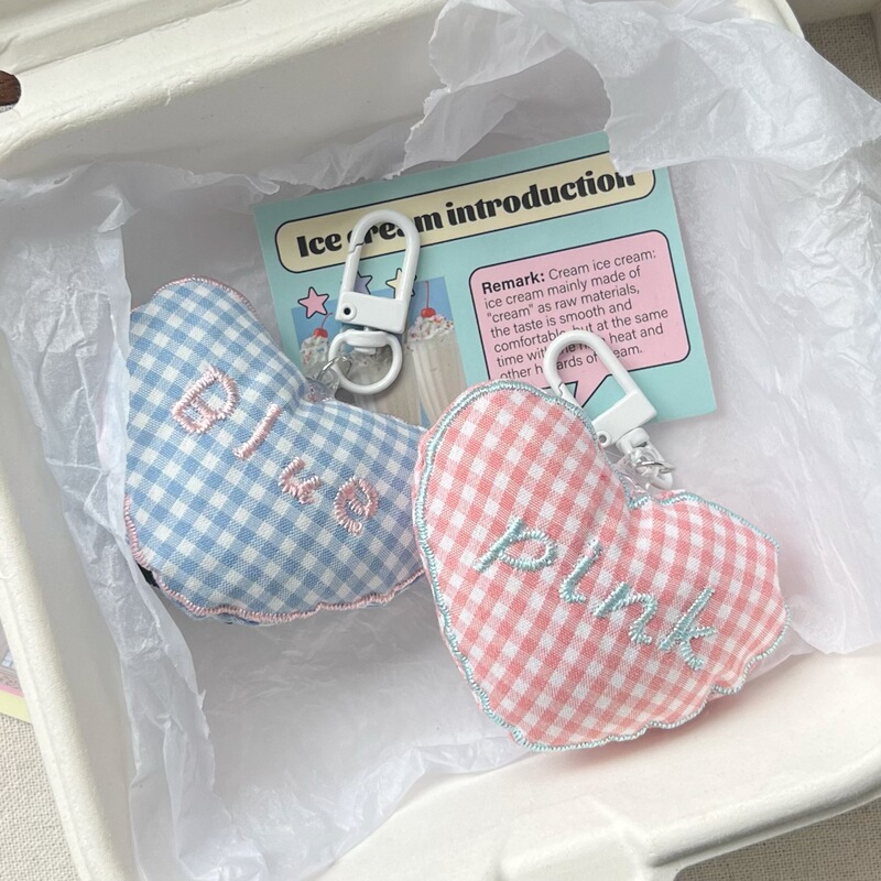 White button E21 cute cotton three-dimensional plaid love key chain schoolbag pendant girlfriends couple gift accessories bag