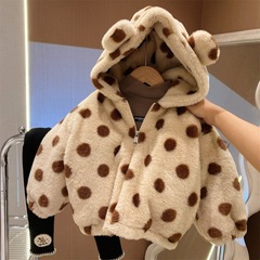 女の子の帽子のコートの韓国版のかわいい熊の耳の波点の上着の赤ちゃんの冬の保温のコートの代行