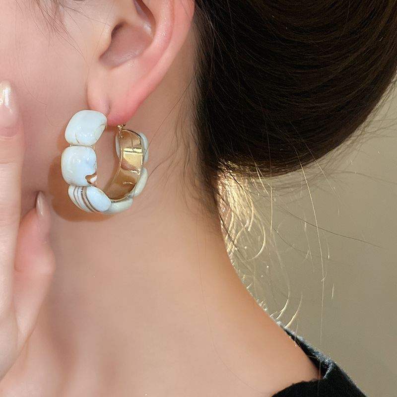 23g Weight 925 Sterling Silver Ear Needle Material Earrings Classification 1 Pair Quantity Daily, Street Occasion Resin Material Geometric Pattern All Seasons Season Women's Gender Plating Design Simple Style Style 1 Pair Simple Style Geometric Plating Resin Earrings 9