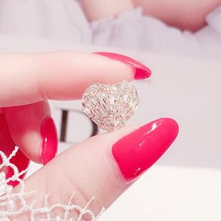 Zircon peach heart Korean style exquisite collar flower shirt collar Thorn pin collar buckle small collar pin female anti-exposure clothing