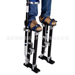 アルミ合金高足登高器家庭用移動はしご室内内装脚高くなった道化師が高足を披露する