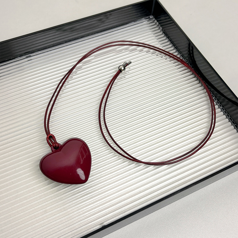Women's Gender Simple Style Heart Shape Alloy Leather Rope Woven Chain Pendant Necklaces Wholesale