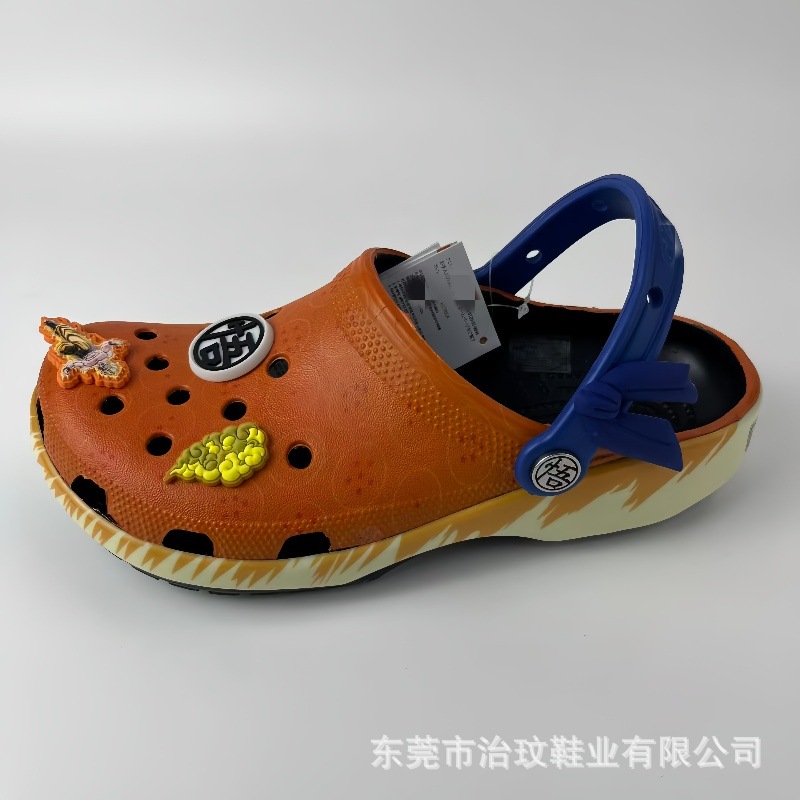 Nuevos zapatos de verano Gokong para adultos zapatos de playa EVA dos zapatillas frías perezosas con zapatos de flores fábrica al por mayor