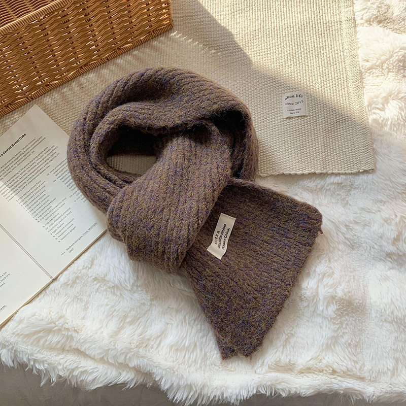 2025 bufandas transfronterizas de invierno femeninas de alto nivel nuevo lujo ligero coreano Angela bufandas de punto rojas bufandas al por mayor