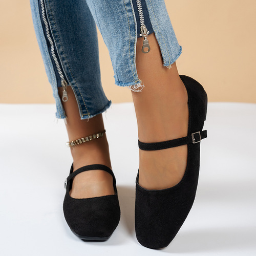 Women's Square-Toe Flat-Heel Plus-Size Shoes for 2025: Low-Top Slip-Ons with Velcro Straps—Casual, Versatile, and Ultra-Lightweight