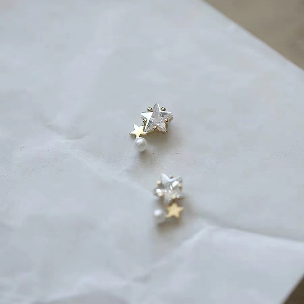 1 Pair Simple Style Star Sterling Silver Inlay Zircon Ear Studs display picture 1