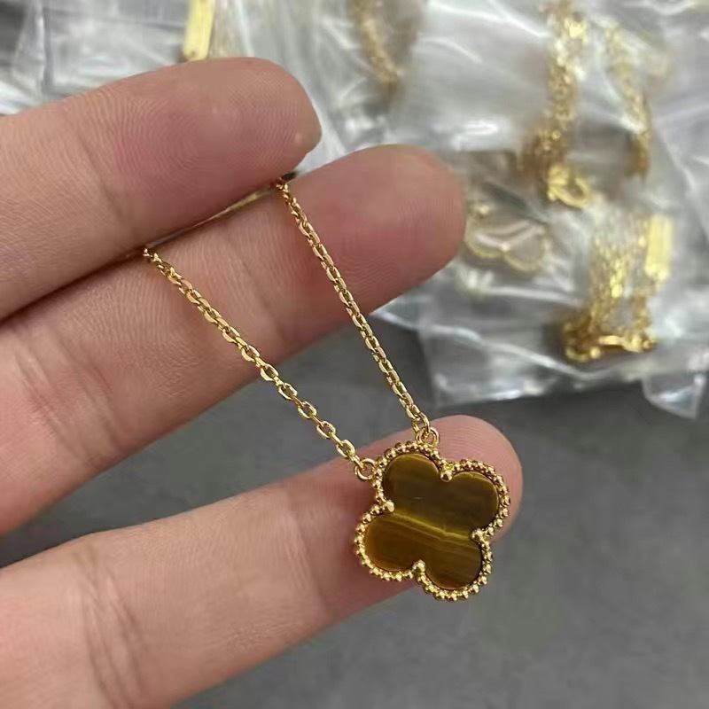 高版本银四叶草项链渡18K金是手链玫瑰红玉髓玛瑙白贝吊坠锁骨链|undefined