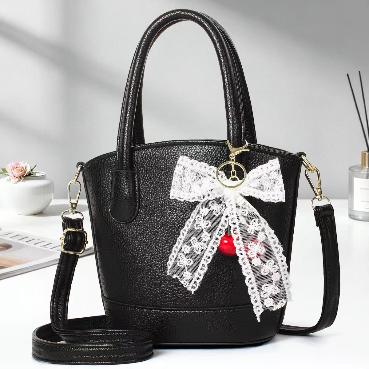 Cestas de verduras casuales simples bolsos de mano bolsas de cubo de viaje de moda colgante universal bolsas de hombro transfronterizas