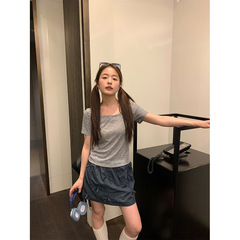 Huangyi ミニマリスト甘いスクエアネック半袖 Tシャツ女性のための 2025 夏ニット薄い多用途カジュアルトップ 142TH240