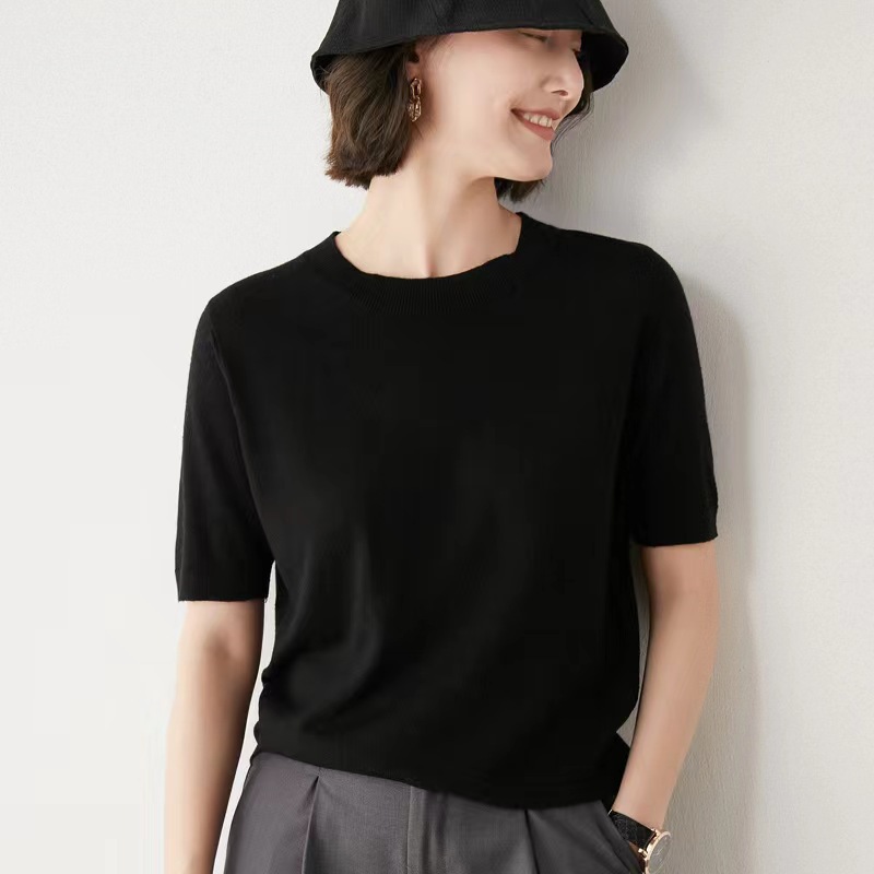 2024 Spring/Summer Round Neck Loose Fit Half Sleeve Elegant Commuter Slim Fit Solid Color Knitted Pullover Women's Clothing