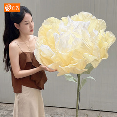 US Decorated Show Window with Mechanical Opening and Closing Flowers in Emperor Yellow, Automatic Sensing Open and Close Flowers for Shopping Malls and Hotel Lobbies