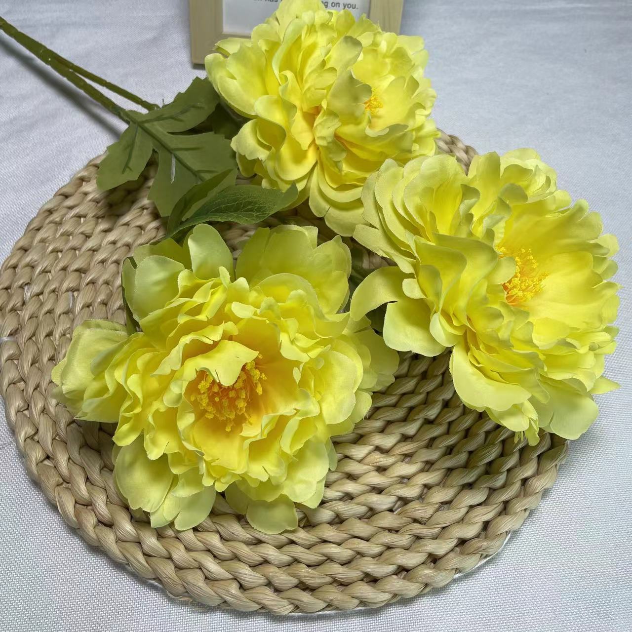 노란색