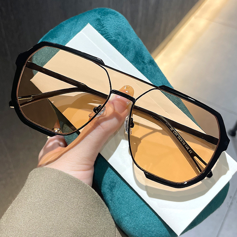 Large frame display face small sunglasses one-piece trend plankton handsome sunglasses 2024 new concave shape sunglasses advanced sense_voghion.com