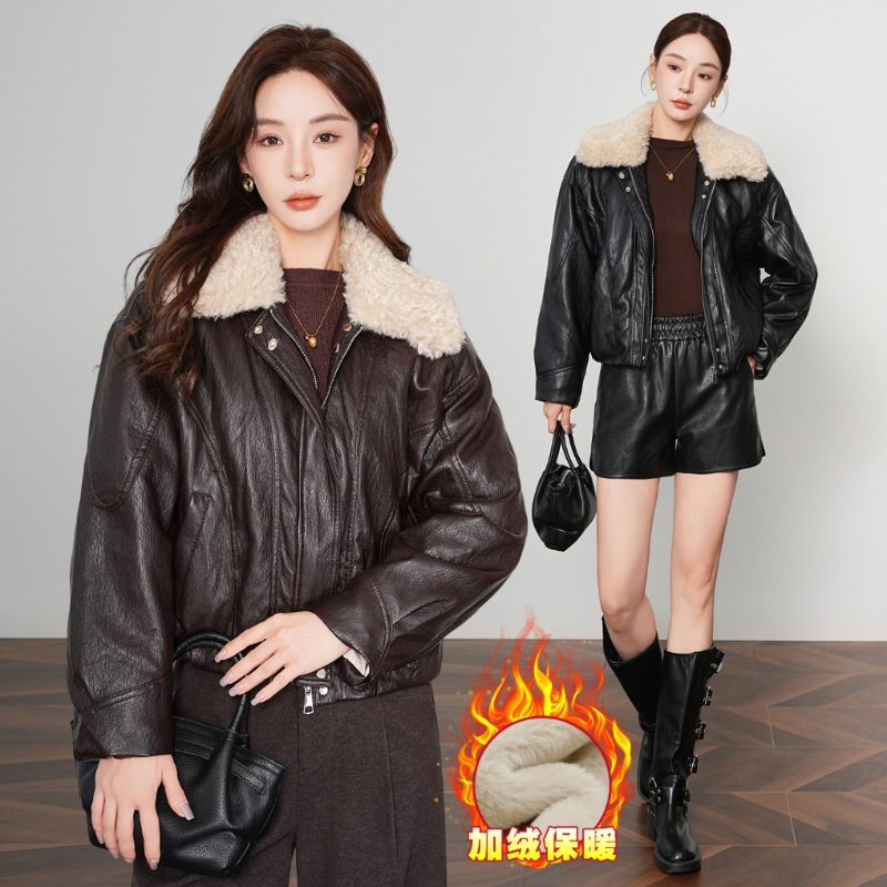Brand Haining Full Leather Plus Velvet Leather Jacket Women's Large Fur Collar Winter New Thickeneded Retro Motorcycle Leather Jacket